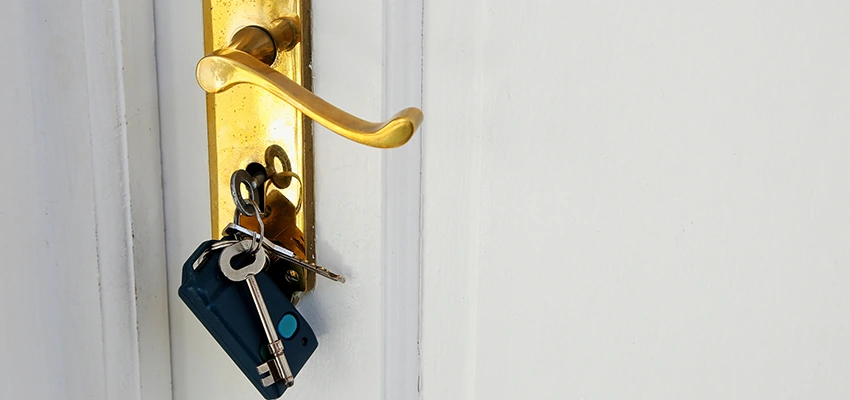 Broken Door Key Extraction in Westmont, CA